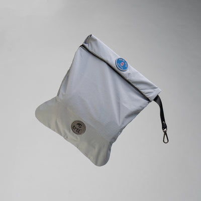 FREE CARRIER BAG WORTH £14.99